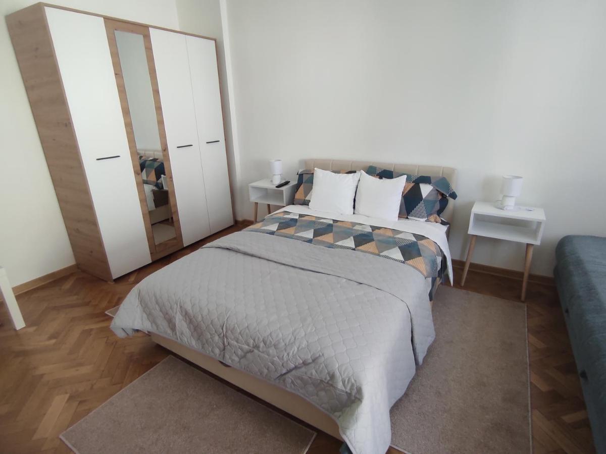 Apartman Nicolas Belgrade Extérieur photo